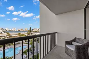 400 Island Way, Clearwater Beach, FL 33767 - Photo 12