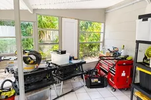 926 29th St N, Saint Petersburg, FL 33713 - Photo 46