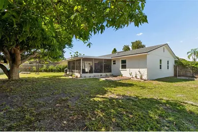 4185 Whiting Drive SE, Saint Petersburg, FL 33705 - Photo 36