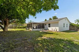 4185 Whiting Dr SE, Saint Petersburg, FL 33705 - Photo 36