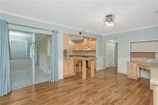 3412 Little Oak St, Valrico, FL 33596 - Photo 4