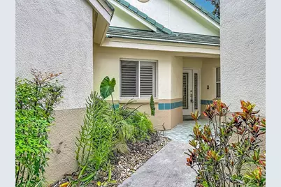 15886 Sanctuary Drive, Tampa, FL 33647 - Photo 4