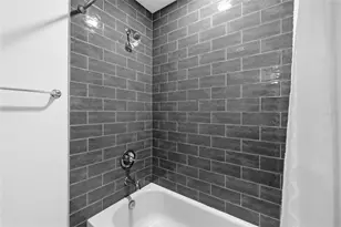 213 E Cluster Ave, Tampa, FL 33604 - Photo 16