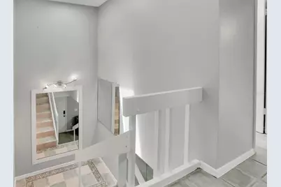 15217 W Pond Woods Drive, Tampa, FL 33618 - Photo 20