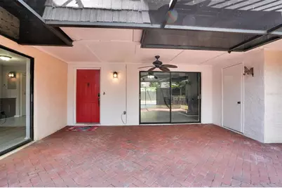15217 W Pond Woods Drive, Tampa, FL 33618 - Photo 46