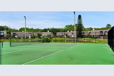 15217 W Pond Woods Drive, Tampa, FL 33618 - Photo 58