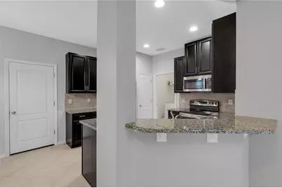 5166 Bay Isle Circle, Clearwater, FL 33760 - Photo 16