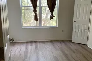 4247 Tyler Cir N, Saint Petersburg, FL 33709 - Photo 4