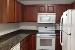 4247 Tyler Cir N, Saint Petersburg, FL 33709 - Photo 10