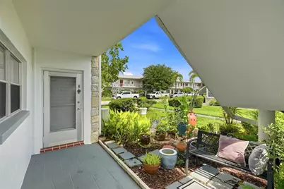 5895 18th Street N #1, Saint Petersburg, FL 33714 - Photo 8