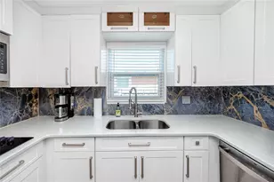 6210 4th Ave S, Saint Petersburg, FL 33707 - Photo 12