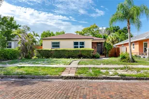 6210 4th Ave S, Saint Petersburg, FL 33707 - Photo 1