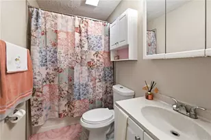 12414 Touchton Dr, Tampa, FL 33617 - Photo 18
