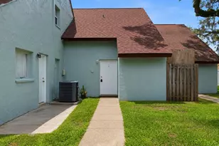 12414 Touchton Dr, Tampa, FL 33617 - Photo 24