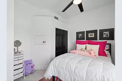 138 175th Avenue E, Redington Shores, FL 33708 - Photo 48