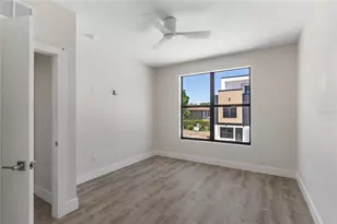 8456 Modano Pl, Tampa, FL 33614 - Photo 18