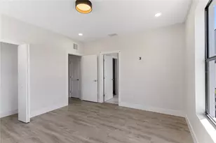 8456 Modano Pl, Tampa, FL 33614 - Photo 16