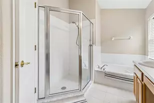 19308 Sandy Springs Cir, Lutz, FL 33558 - Photo 24