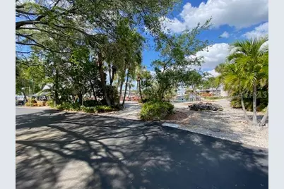 4851 W Gandy Boulevard #B10L30, Tampa, FL 33611 - Photo 16