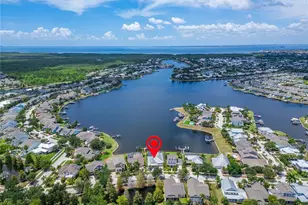 429 Manns Harbor Dr, Apollo Beach, FL 33572 - Photo 2
