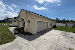 7061 Ovenbird Rd, Weeki Wachee, FL 34613 - Photo 2