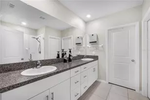 1911 Fan Aloe Wy, Ruskin, FL 33570 - Photo 10