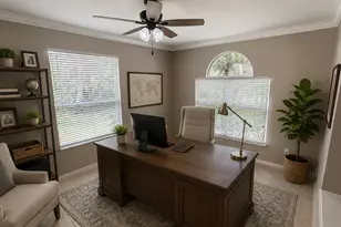 4613 River Overlook Dr, Valrico, FL 33596 - Photo 4
