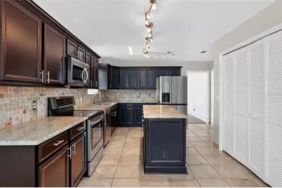 5024 Cypress Trace Drive, Tampa, FL 33624 - Photo 6
