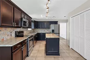 5024 Cypress Trace Dr, Tampa, FL 33624 - Photo 6