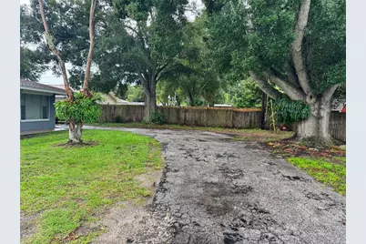 2896 Meadow Lake Avenue, Largo, FL 33771 - Photo 12