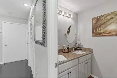 1 Beach Drive SE #1109, Saint Petersburg, FL 33701 - Photo 12