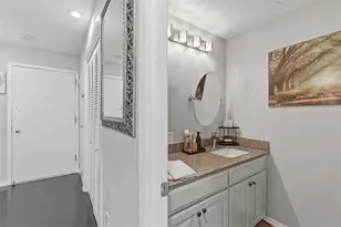 1 Beach Dr SE, Saint Petersburg, FL 33701 - Photo 12