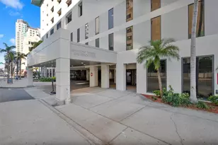 1 Beach Dr SE, Saint Petersburg, FL 33701 - Photo 2