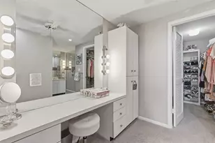 1 Beach Dr SE, Saint Petersburg, FL 33701 - Photo 28