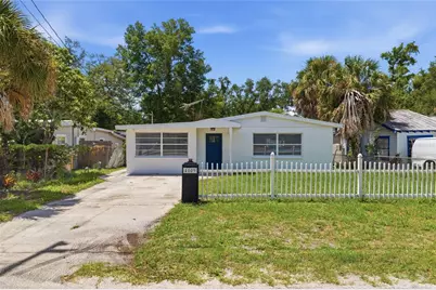 4009 E Powhatan Avenue, Tampa, FL 33610 - Photo 2