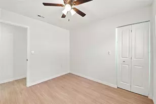 4009 E Powhatan Ave, Tampa, FL 33610 - Photo 16
