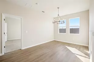 5911 Fresh Flora Dr, Wimauma, FL 33598 - Photo 10