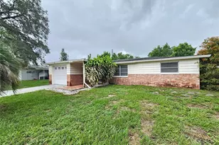 1702 Aqua Ln, Holiday, FL 34691 - Photo 2