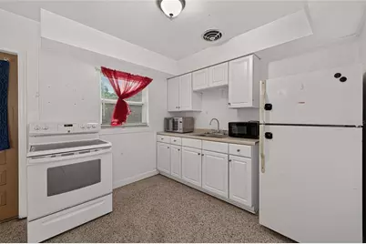 708 N Parsons Avenue, Brandon, FL 33510 - Photo 18