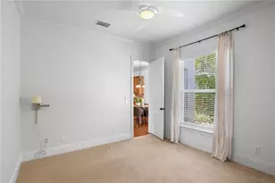 3911 W Dale Ave, Tampa, FL 33609 - Photo 32