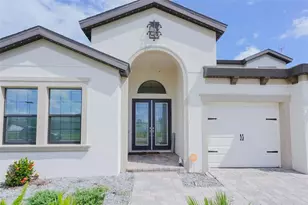 12648 Bergstrom Bay Dr, Riverview, FL 33579 - Photo 4