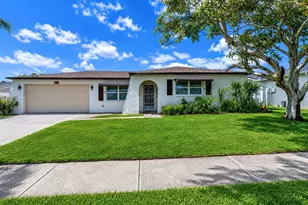 8811 Martinique Ln, Port Richey, FL 34668 - Photo 1