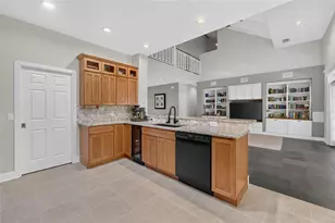 2928 Chelsea Woods Dr, Valrico, FL 33596 - Photo 12