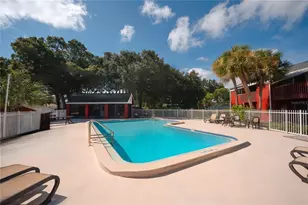 8210 12th Way N, Saint Petersburg, FL 33702 - Photo 10