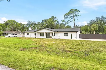 8316 W Forest Circle, Tampa, FL 33615 - Photo 2