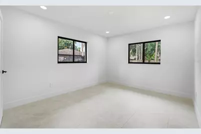 8316 W Forest Circle, Tampa, FL 33615 - Photo 44