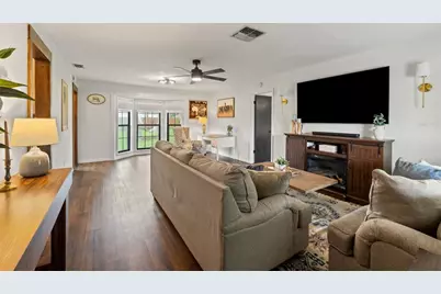 8449 Valmora Street, Spring Hill, FL 34608 - Photo 4