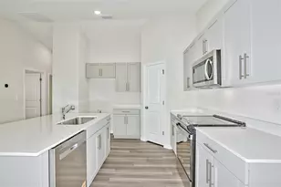 15204 Maude Landing Loop, Wimauma, FL 33598 - Photo 8