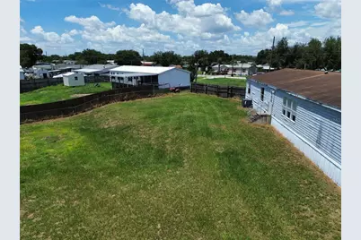 4300 Meadow Ridge Avenue, Mulberry, FL 33860 - Photo 32