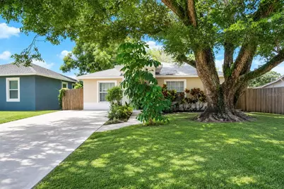 1120 11th Avenue S, Saint Petersburg, FL 33705 - Photo 2